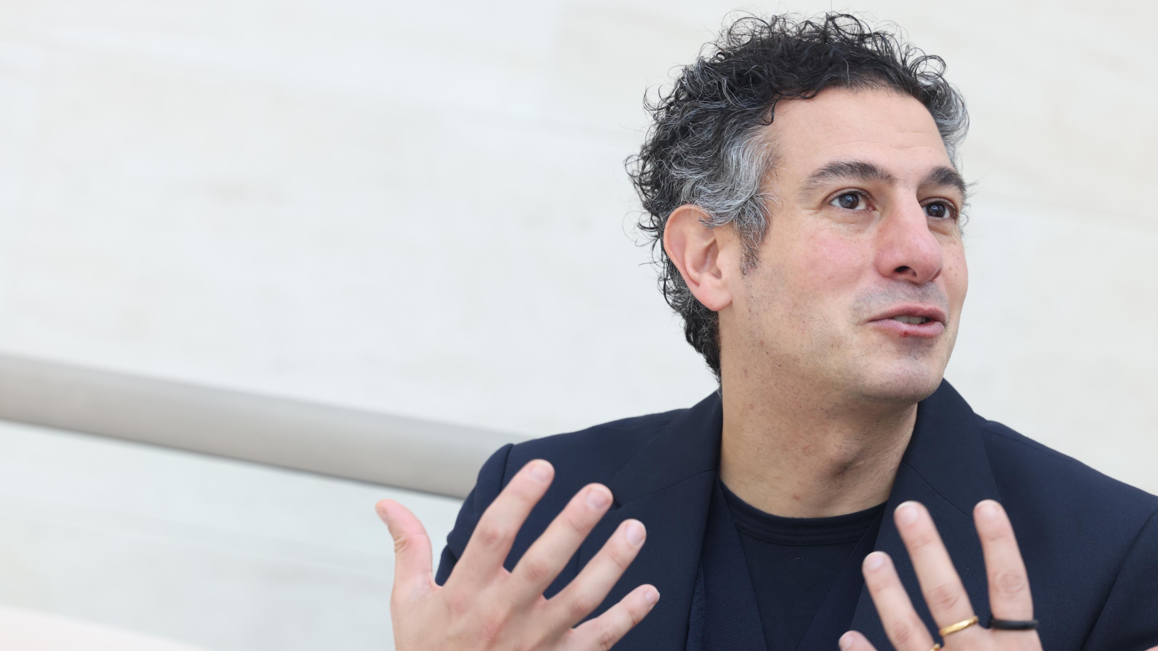 Artist Rayyane Tabet thanked Mudam for providing a space for his exhibition
