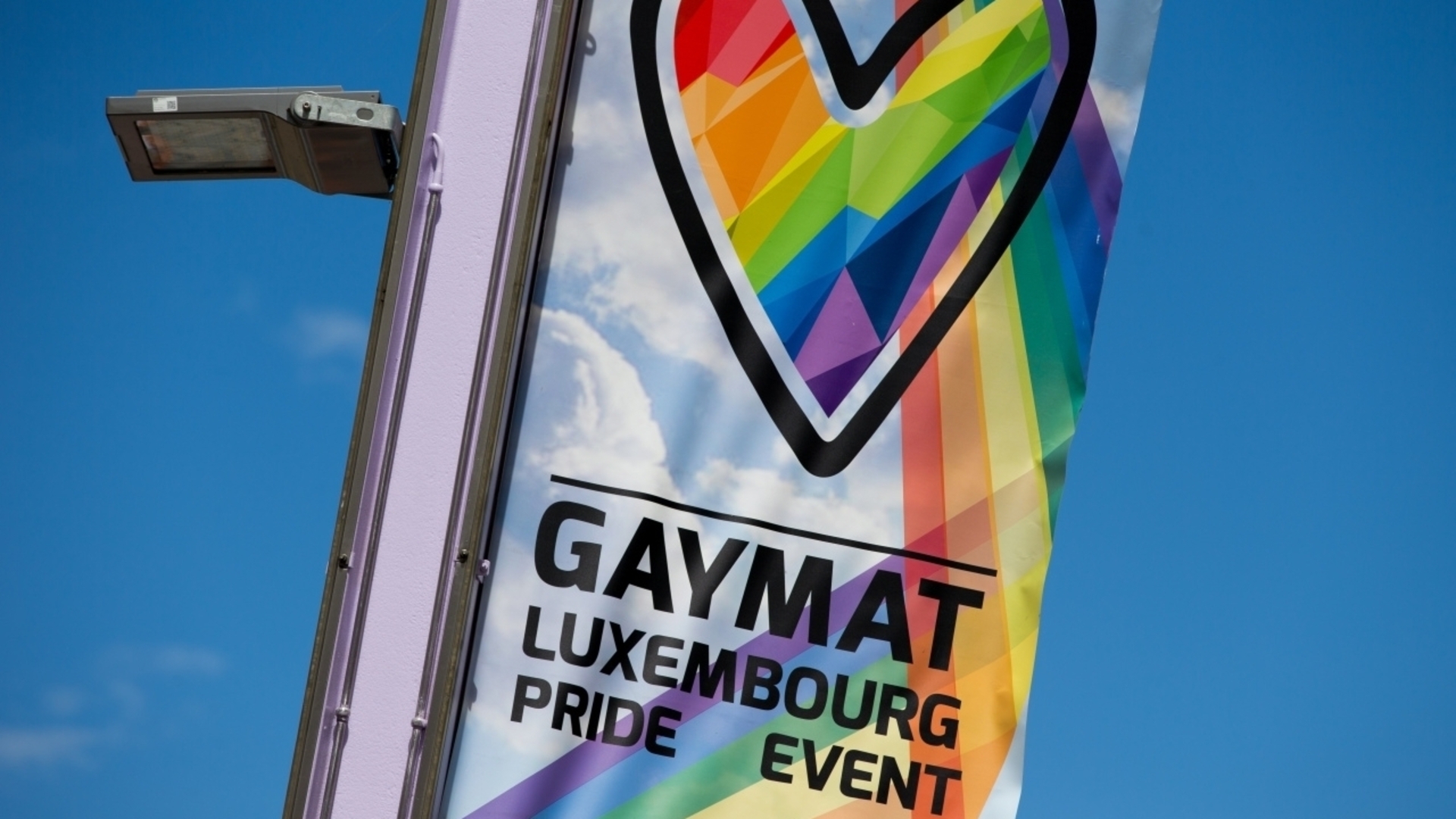 Esch/Alzette turned into a rainbow-city for the pride parade ...