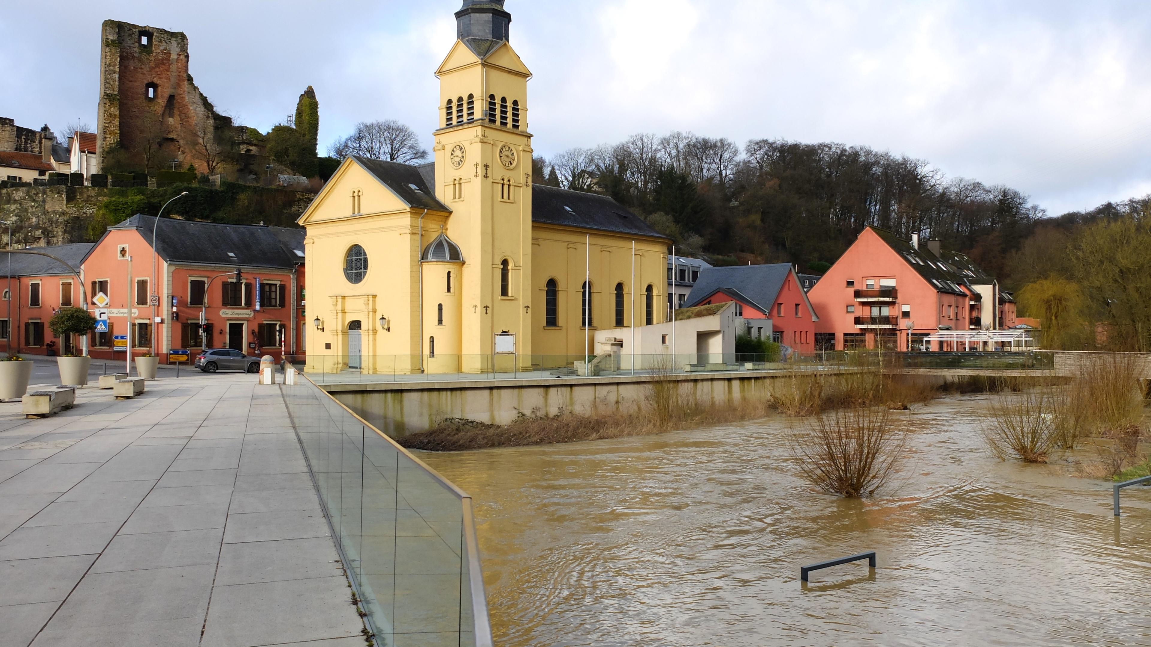 Flood warning lifted for Luxembourg as rain eases