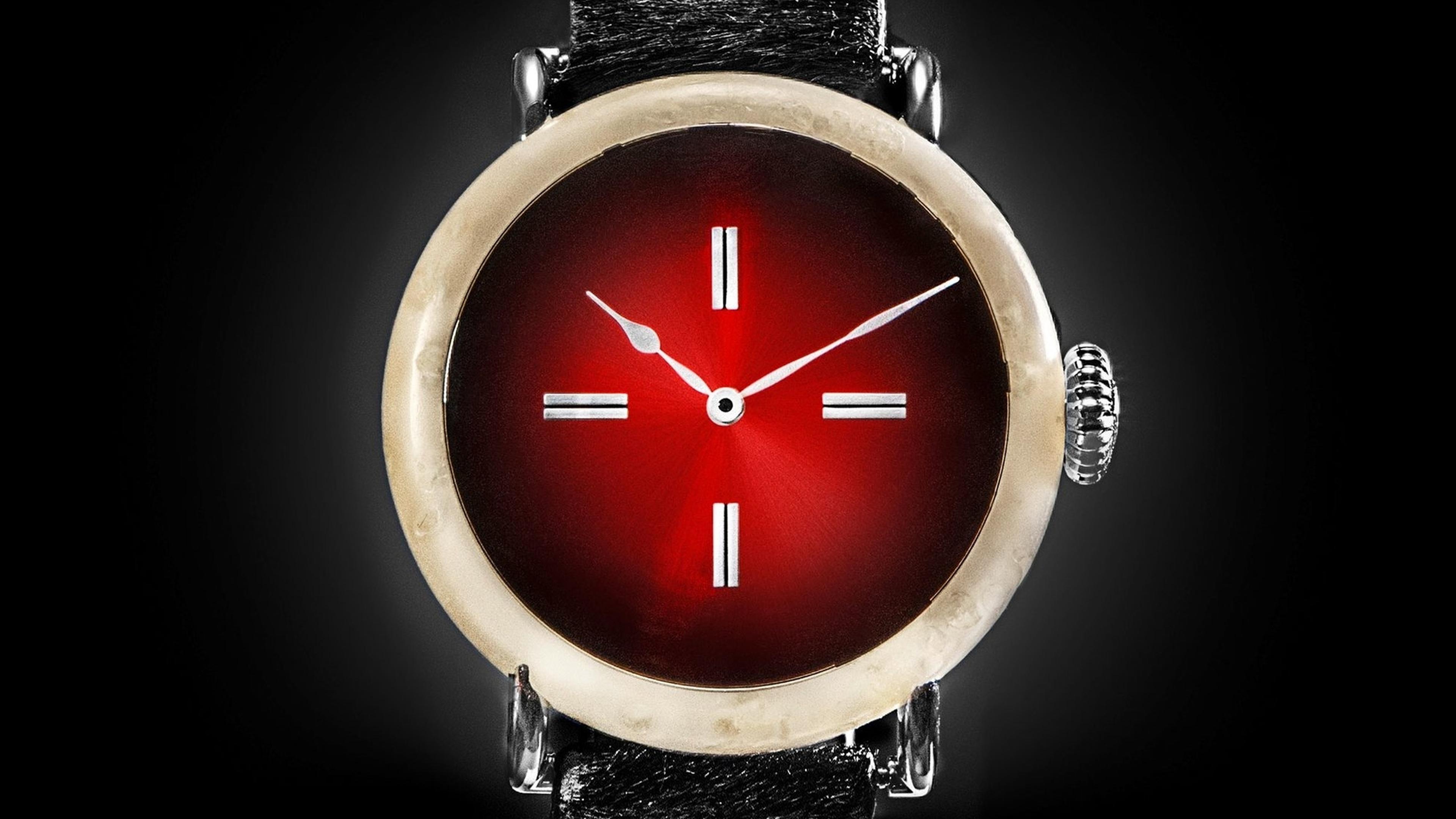 Часов х про 5. Swiss made часы. Givenchy Swiss made часы h051. Часы h Moser. Швейцарские часы с флагом Швейцарии.