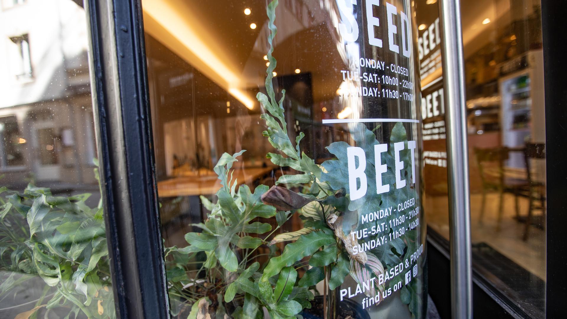 Beet is happy to adapt its burgers or mac 'n' cheese to gluten-free