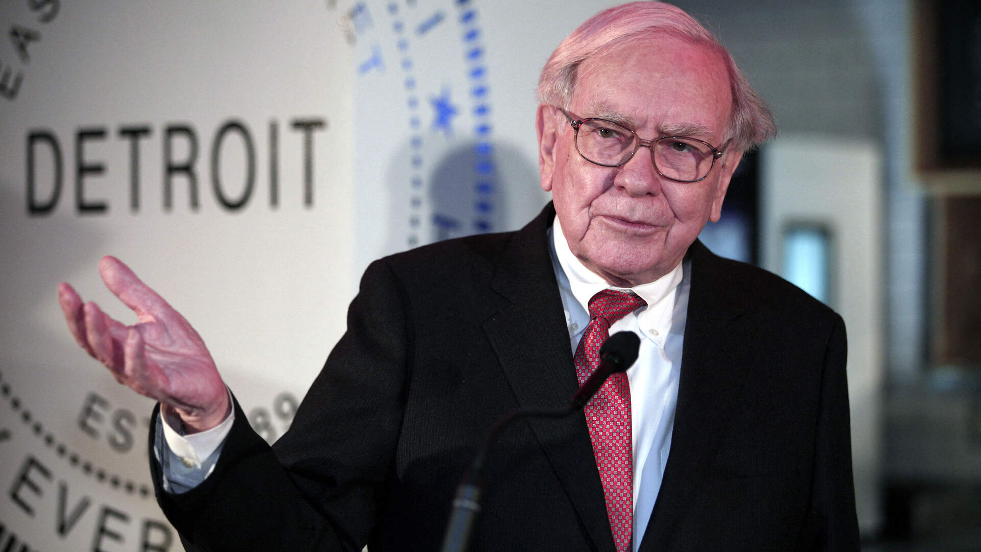 Warren Buffett Steps Down as Berkshire Chairman and Names Son to Replace Him