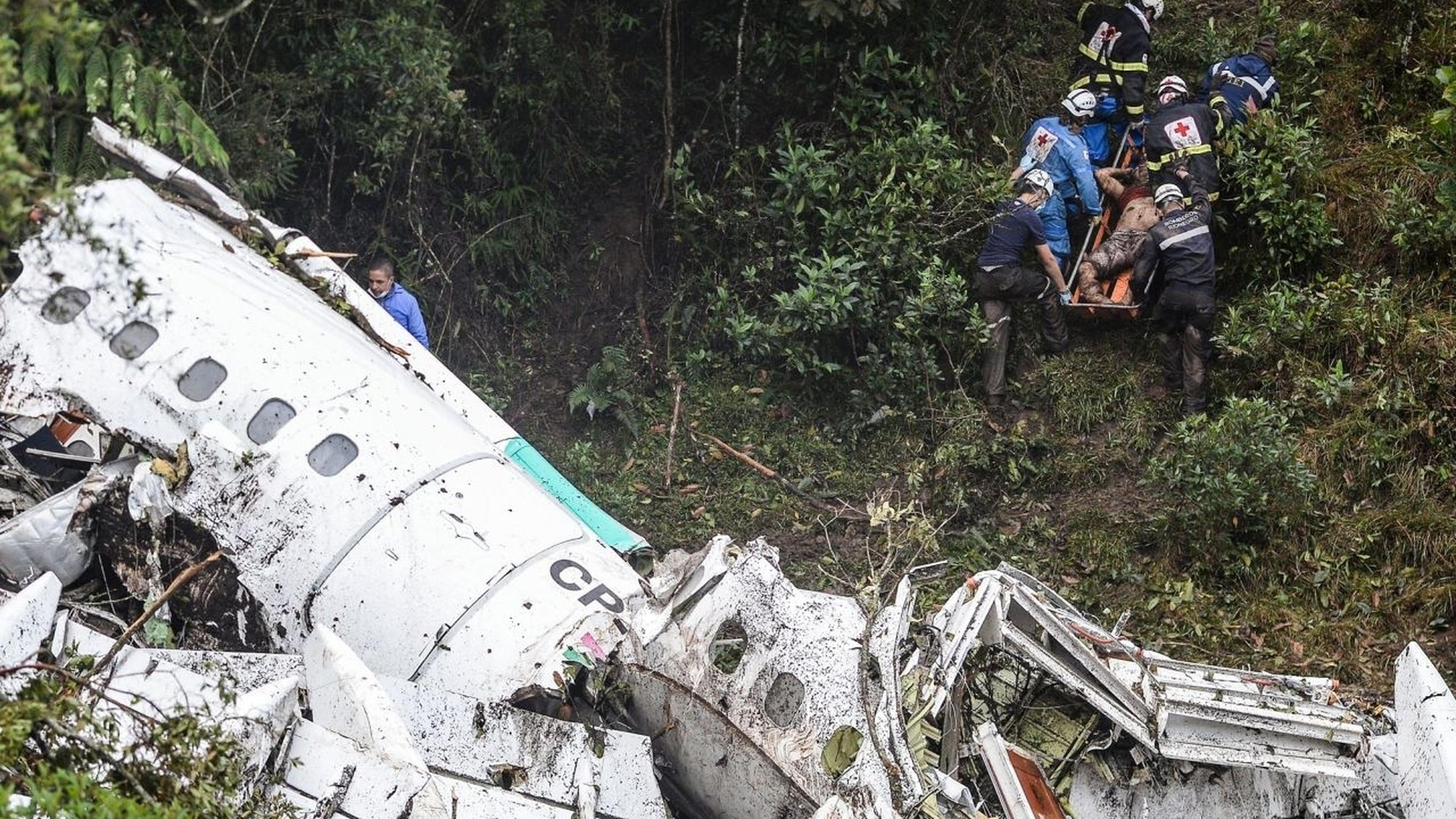 Что такое авиакатастрофа рейса. Катастрофа Bae 146 в Колумбии. Шапекоэнсе катастрофа. Боинг 737 авиакатастрофа.