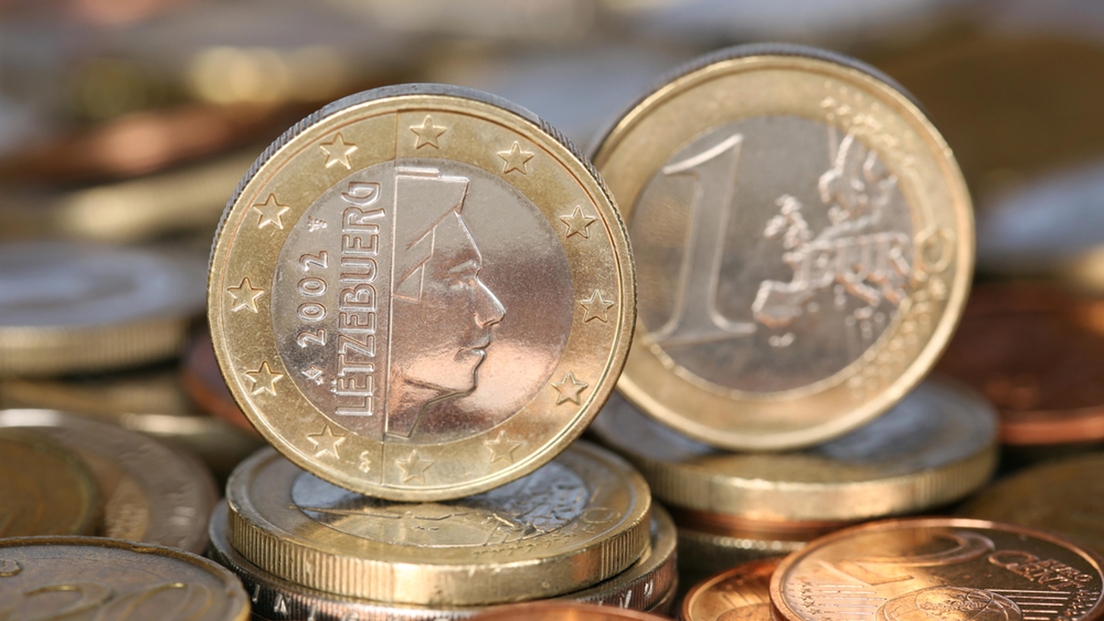 Luxembourg to raise minimum wage by €100 a month | Luxembourg Times