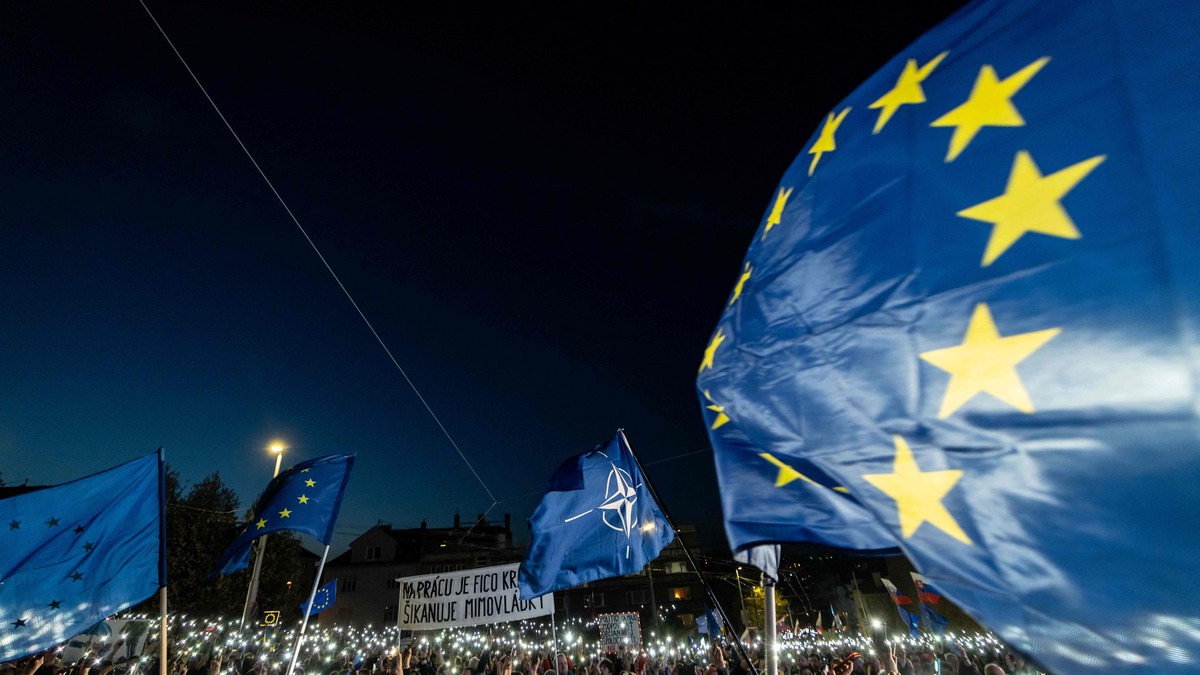 Most EU members seek UK, Canada access to €150bn arms fund | Luxembourg ...