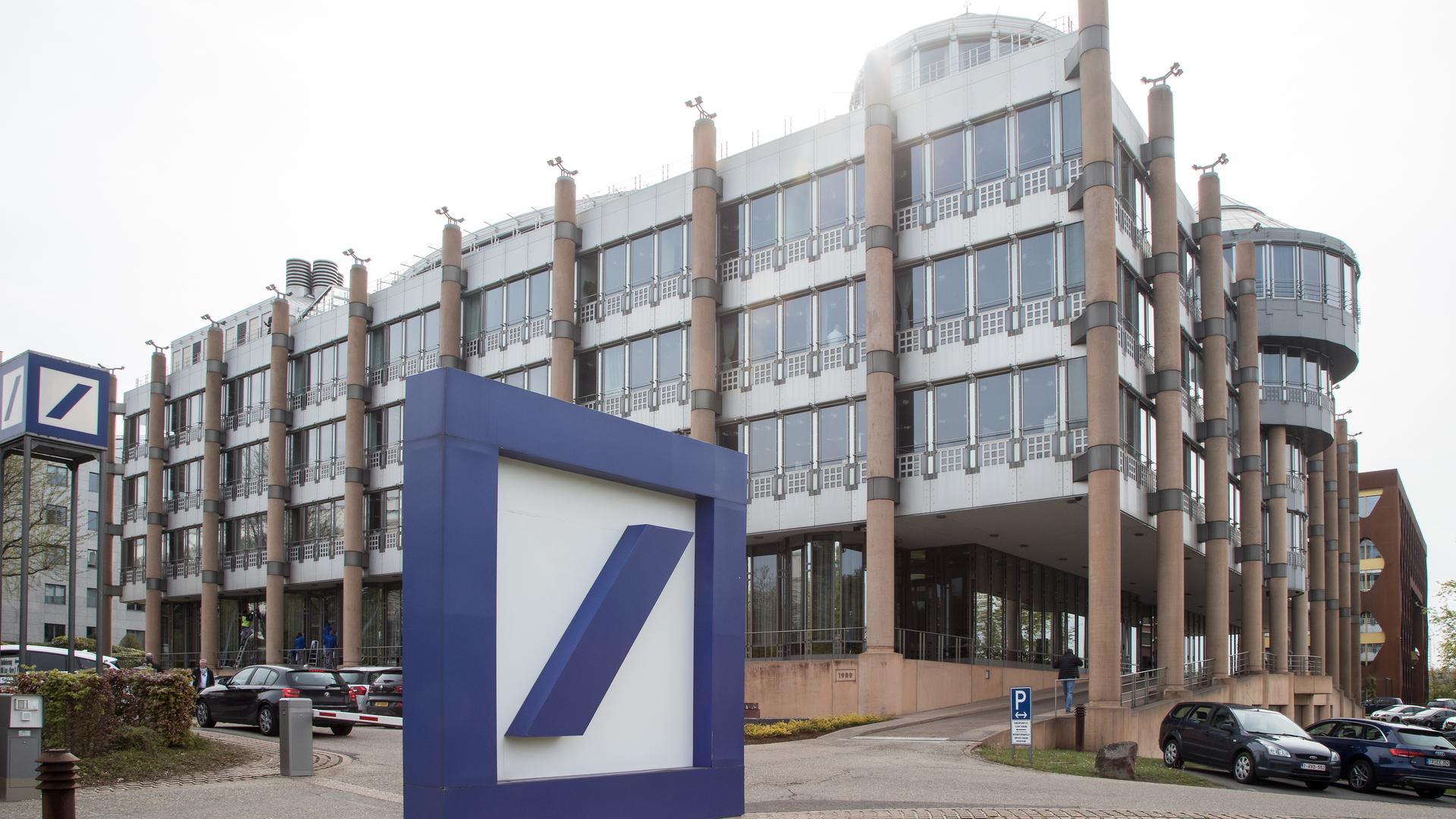 Deutsche Bank has been located in its Kirchberg building since the 1990s, but is now looking to move into more modern premises