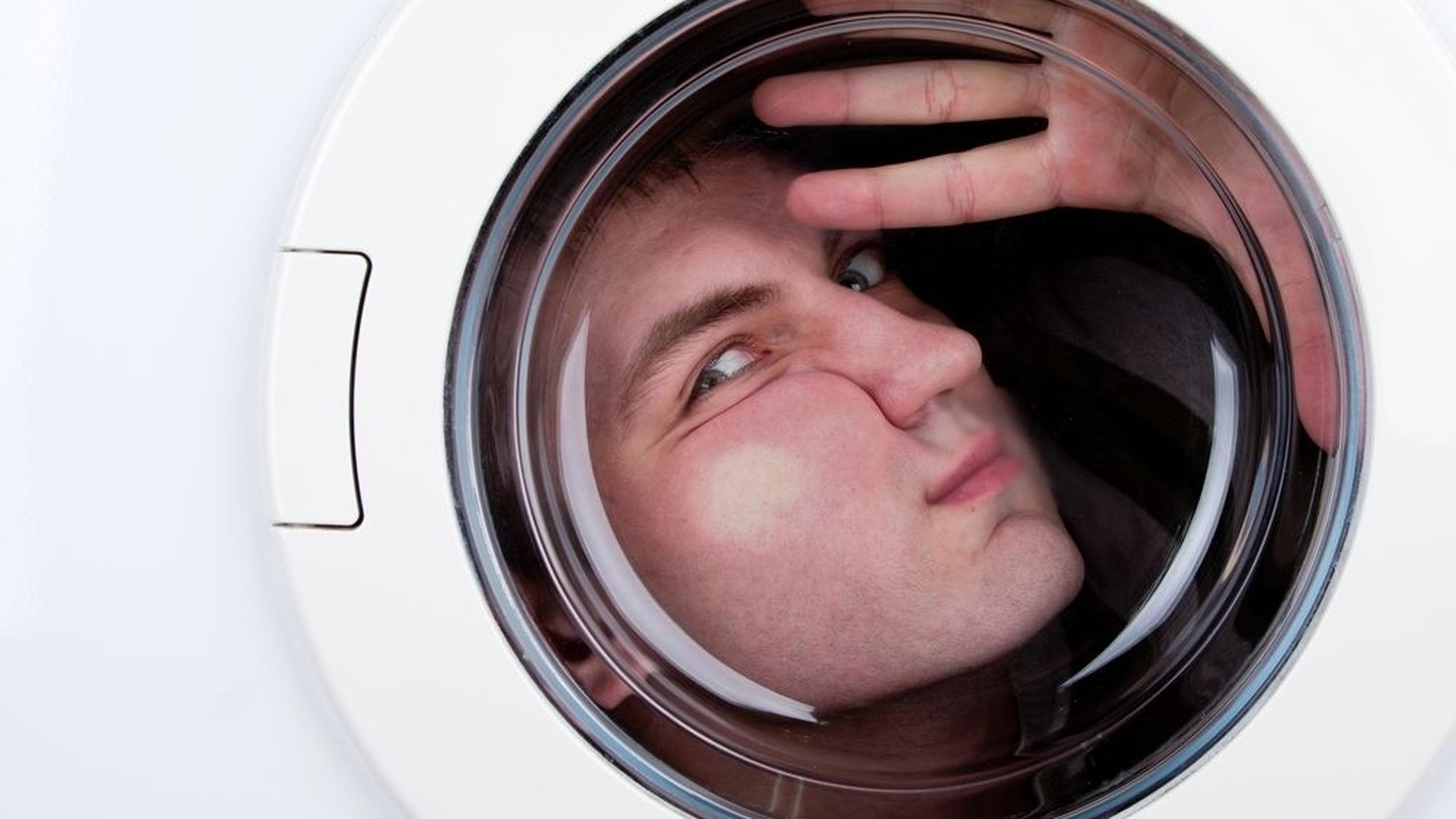 Naked Aussie gets stuck in washing machine | Luxembourg Times