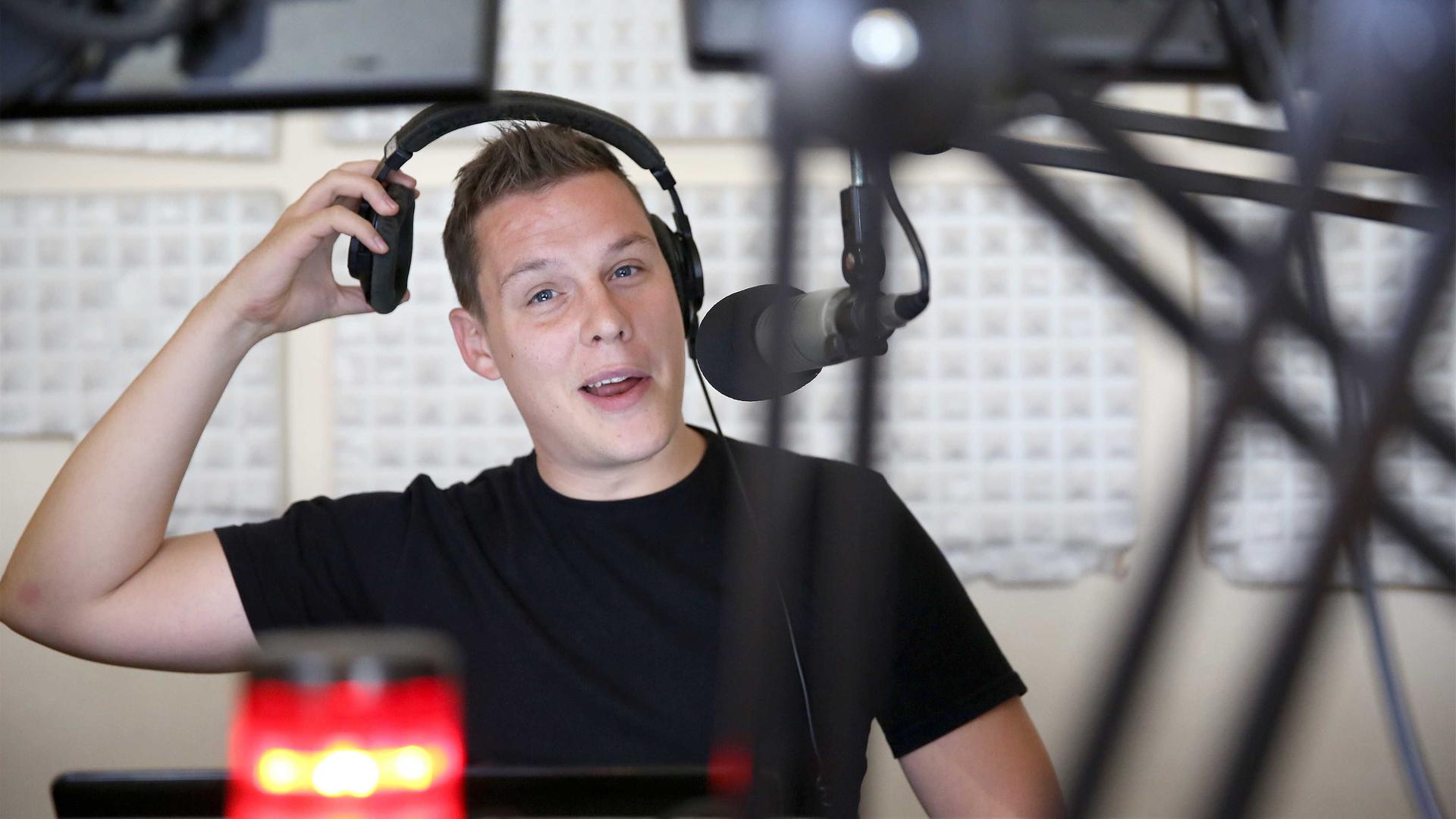 ARA City Radio presenter Sam Steen