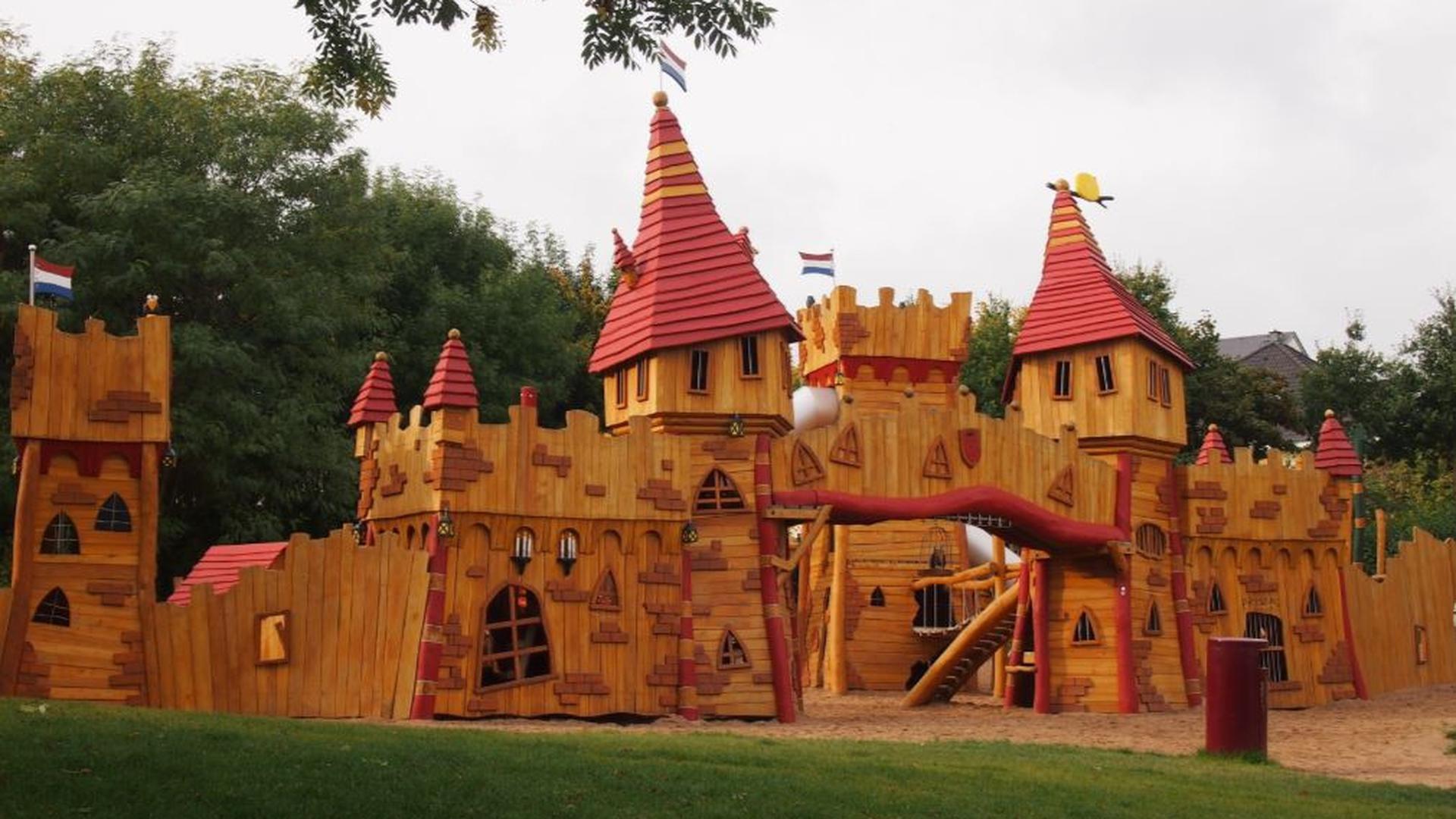 Castle play park, Belair
