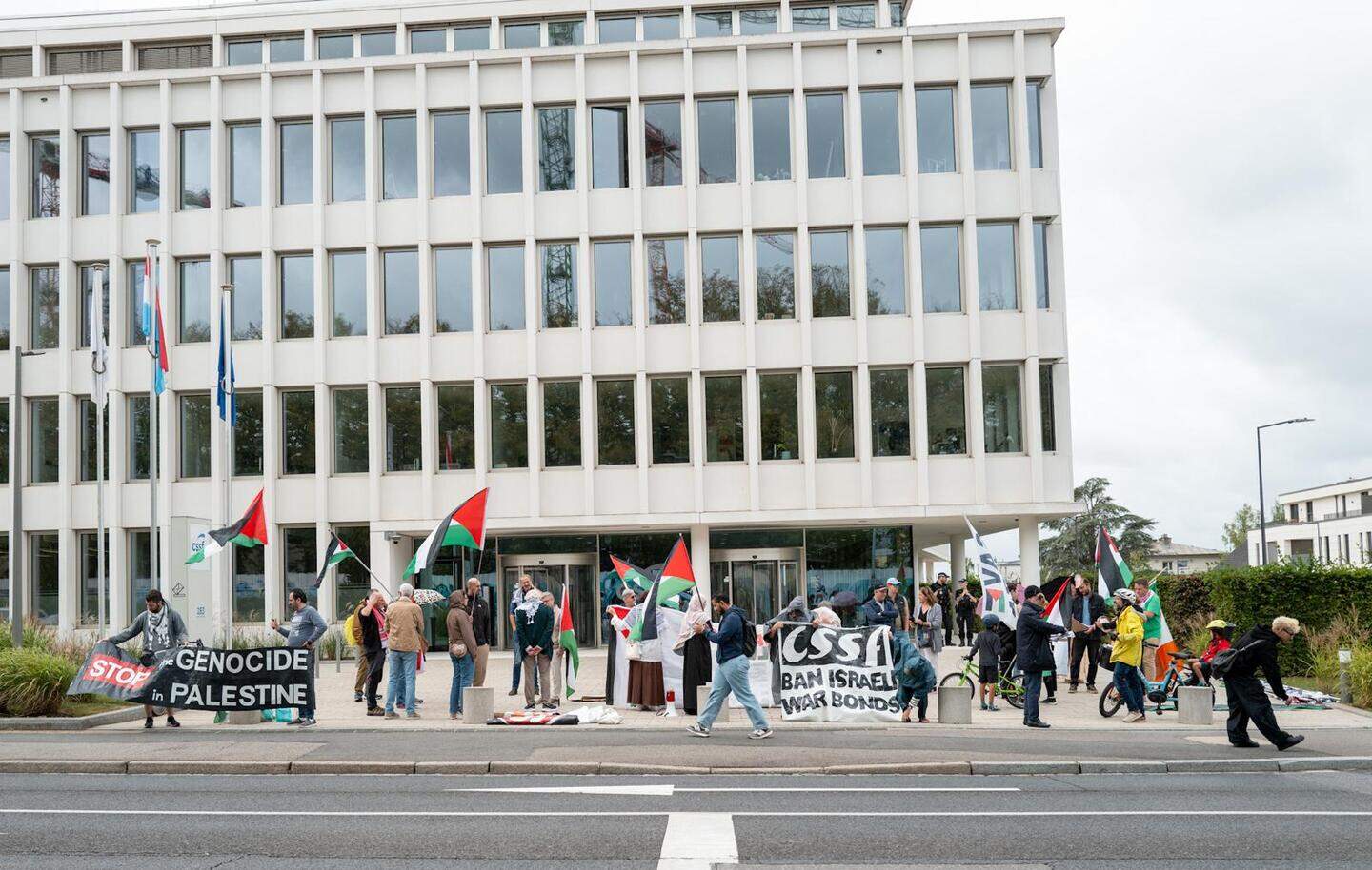 Protesters accuse Luxembourg regulator of enabling Israeli ‘blood bonds ...