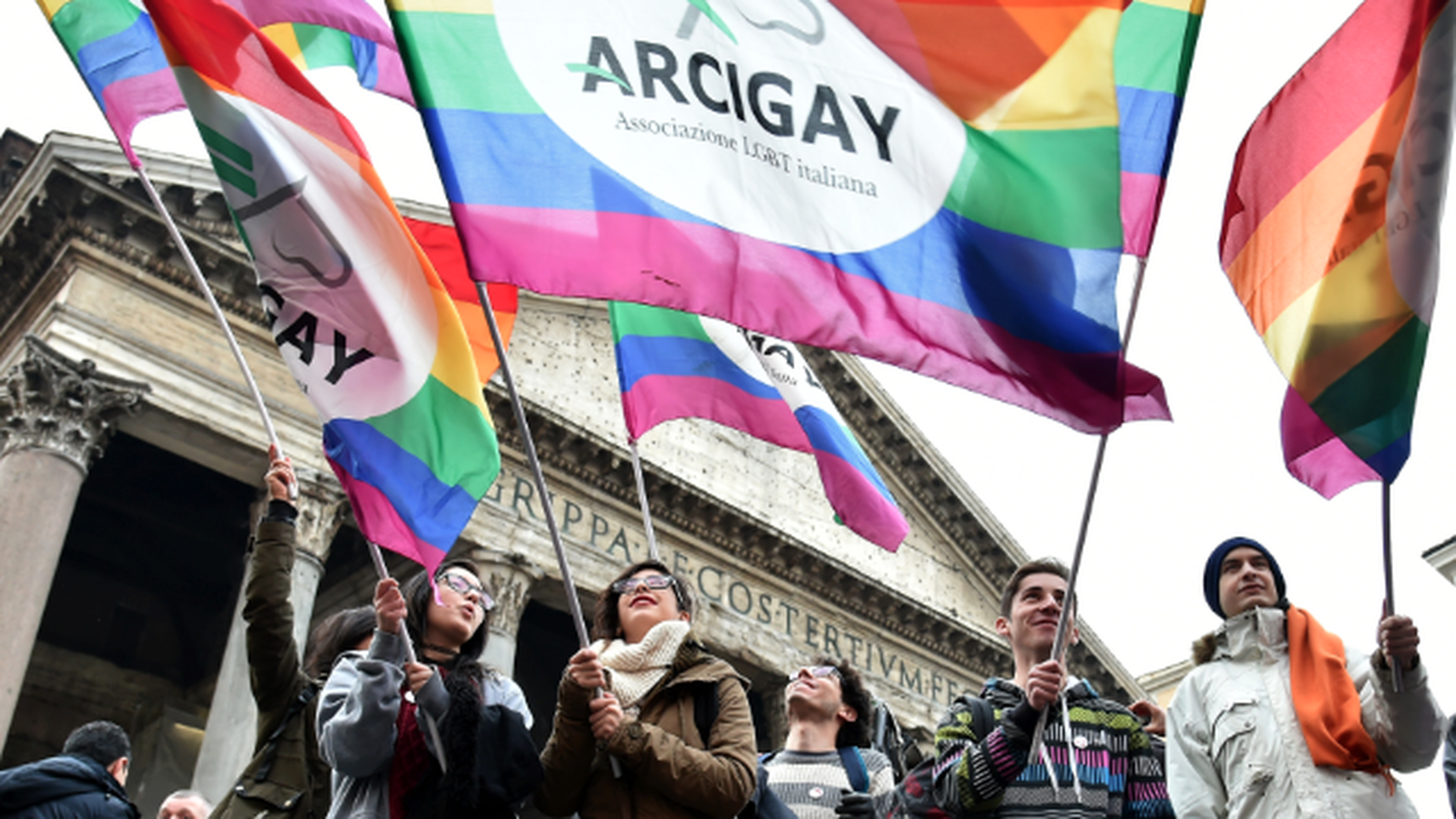 Battle begins in Italy parliament over gay civil unions | Luxembourg Times