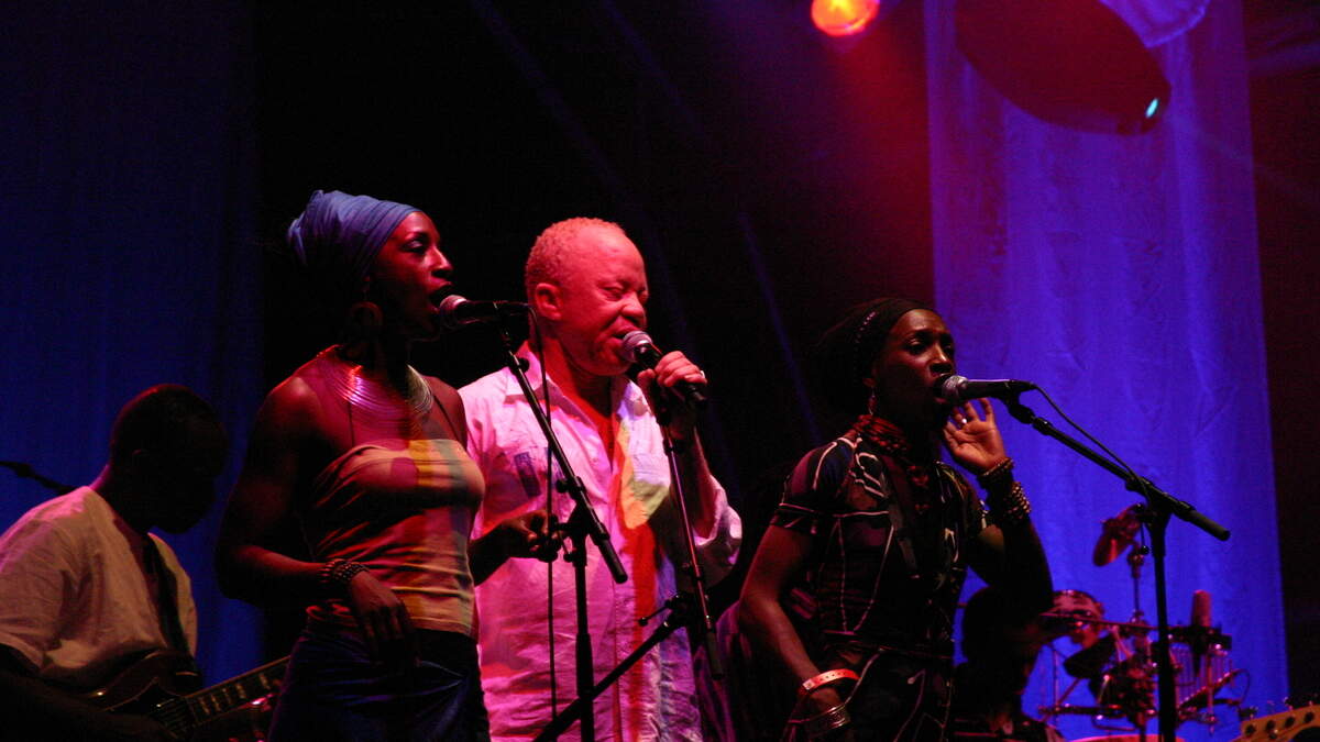 Dainan Rafferty He is often dubbed «the Golden Voice of Africa» | Luxembourg Times