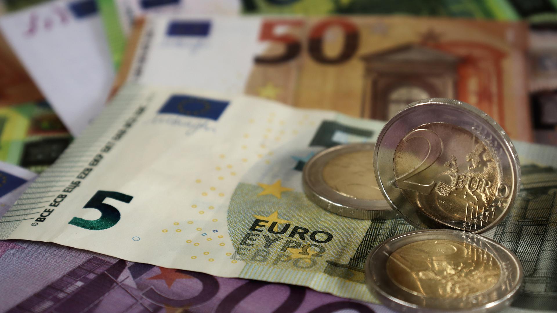 The annual inflation rate has remained stable, at 6.8%, according to Statec