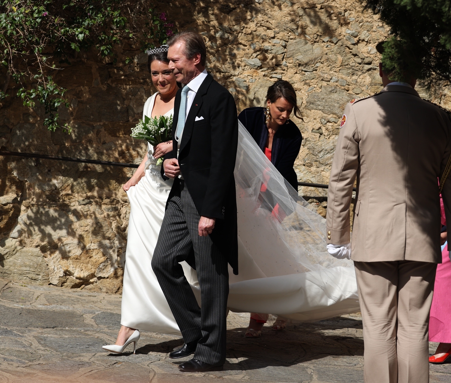 princess alexandra of luxembourg wedding dress WEARING A BEAUTIFUL ELIE SAAB WEDDING GOWN PRINCESS ALEXANDRA OF LUXEMBOURG  | Hello! Canada - celebrity